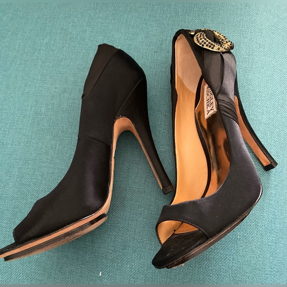 Badgley Mischka Satin Leather Crystal Brooch Open Toe Pump - Picture 3 of 7